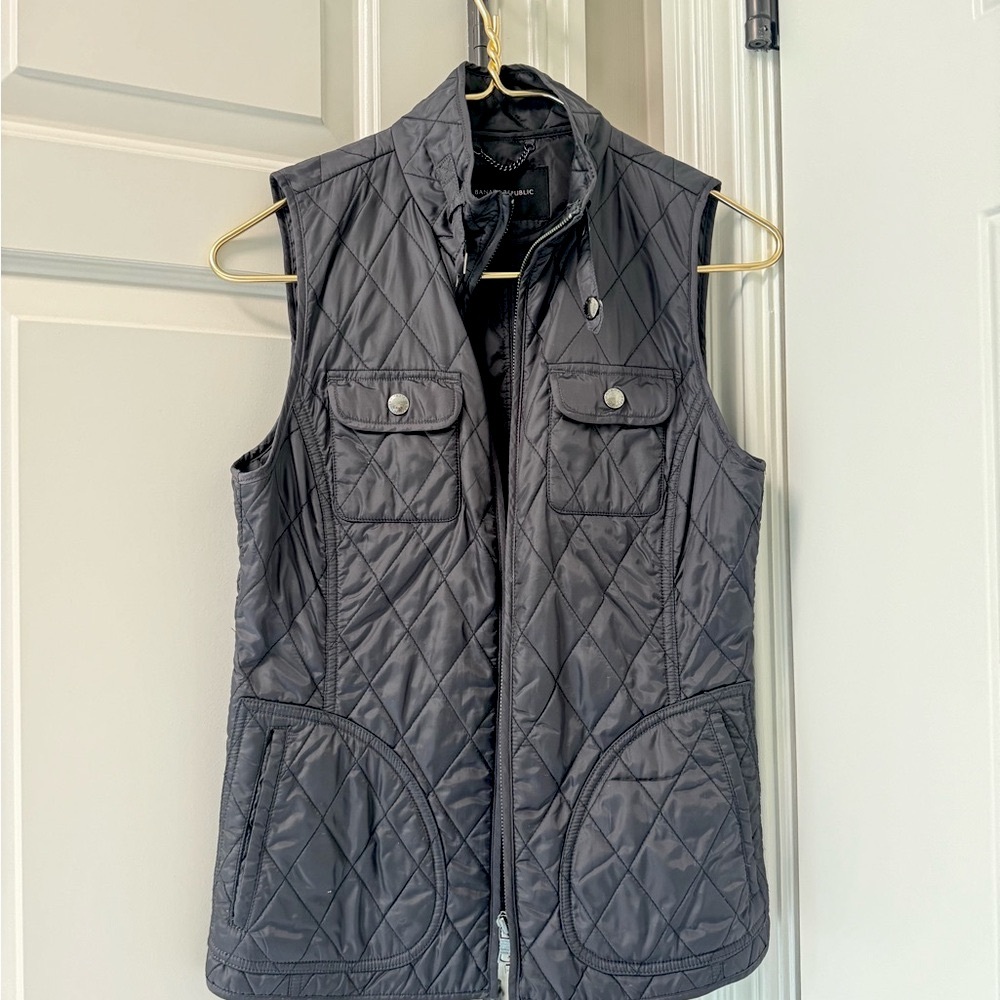 Banana Republic Gray Quilted Vest